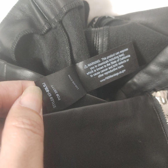 Lulus Black Vegan Leather Mini Skirt With Silver Zipper Details S - Picture 10 of 13